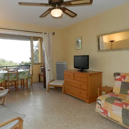 Le Lavandou, 2 Pieces, 4 Personnes - Fr-1-251-667 Apartment